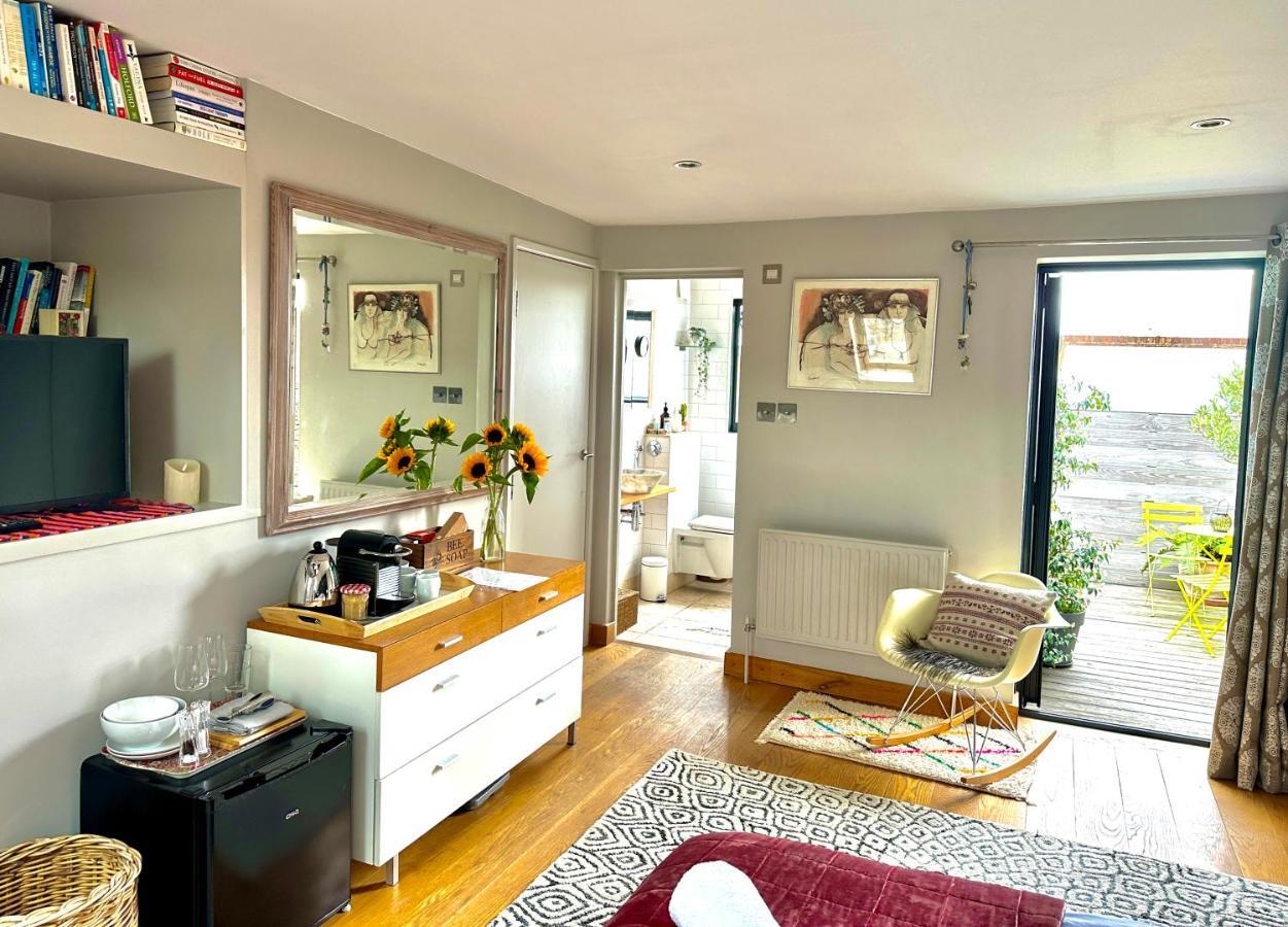 Hospedagem domiciliar Heathers Loft Space Londres